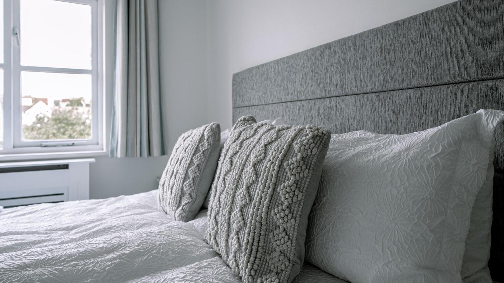 Apartamento Hightide - 2 Bed With Parking, Balcony & Sea View. Swanage Exterior foto
