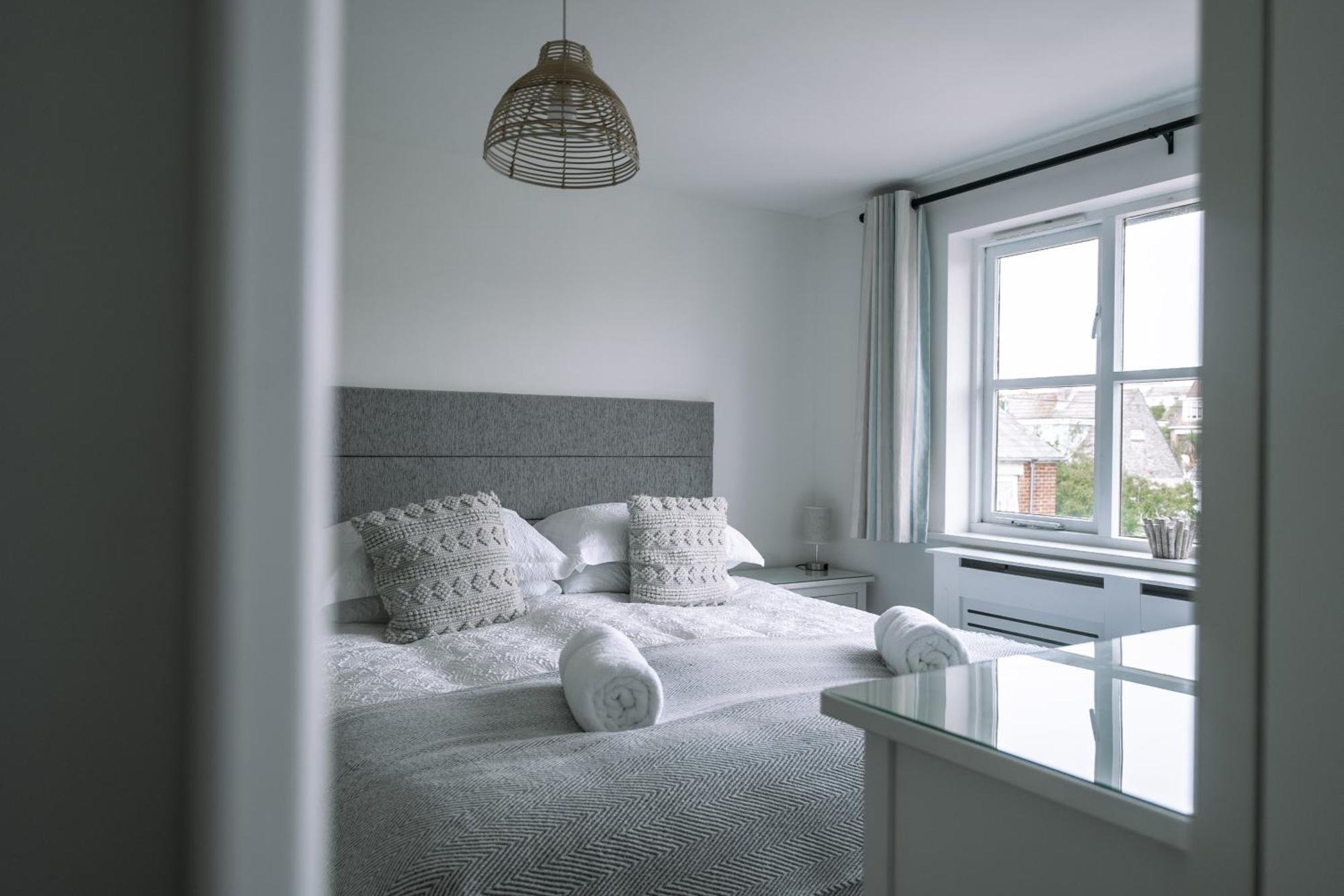 Apartamento Hightide - 2 Bed With Parking, Balcony & Sea View. Swanage Exterior foto